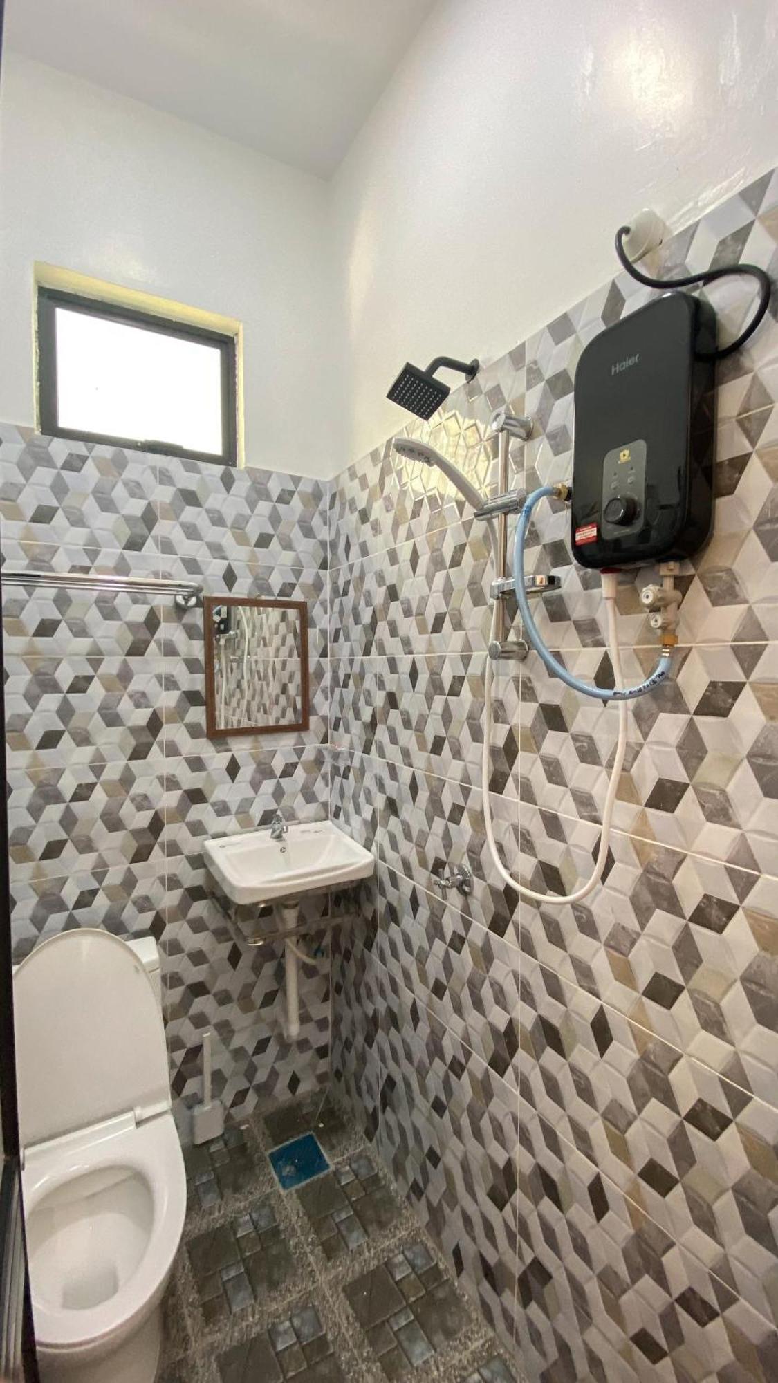 Eleven25 Roomstay Dungun Εξωτερικό φωτογραφία